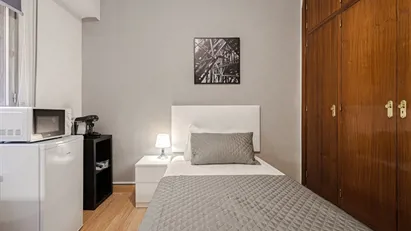 Room for rent in Alcalá de Henares, Comunidad de Madrid