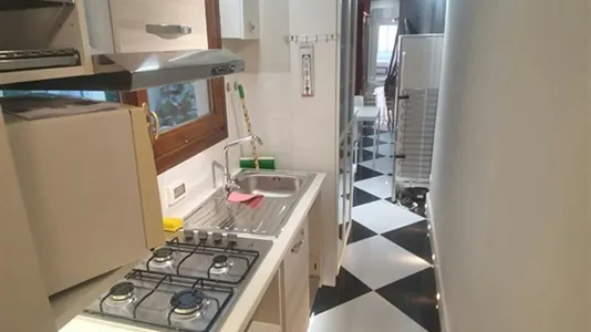 Rooms in Florence - photo 8