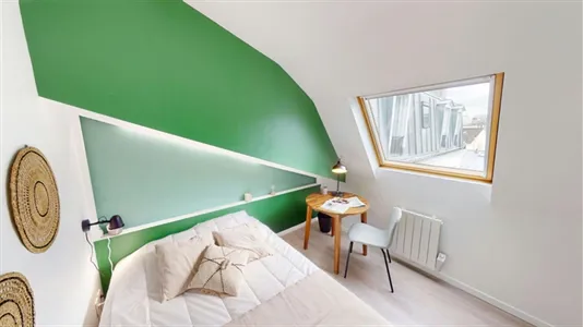 Rooms in Paris 20ème arrondissement - photo 2
