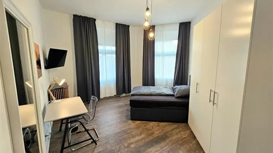 Rooms in Frankfurt Süd - photo 8