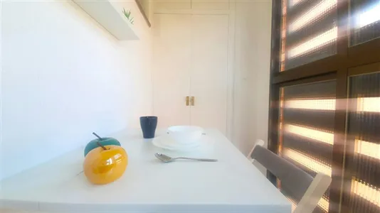 Rooms in Madrid San Blas - photo 7