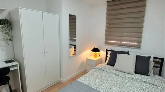 Rooms in Burjassot - photo 3