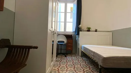 Rooms in Valencia Ciutat Vella - photo 8