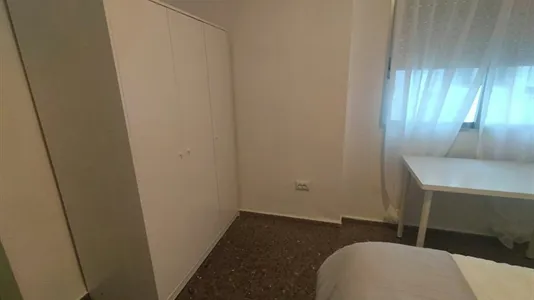 Rooms in Tavernes Blanques - photo 5