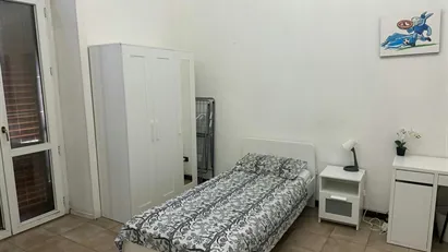 Room for rent in Napoli Municipalità 4, Naples
