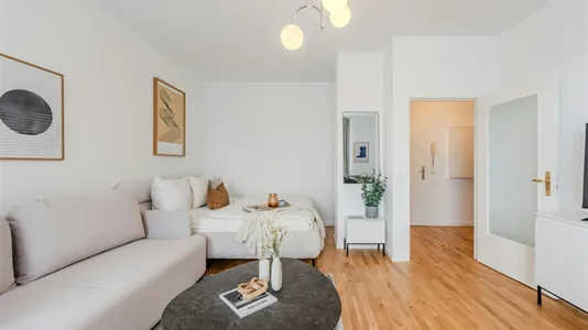 Apartments in Berlin Neukölln - photo 6