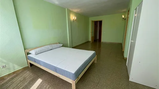 Rooms in Las Palmas de Gran Canaria - photo 8