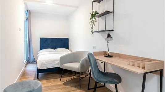 Apartments in Berlin Charlottenburg-Wilmersdorf - photo 8