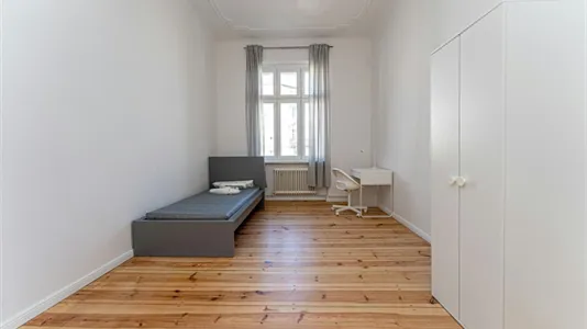 Rooms in Berlin Neukölln - photo 2