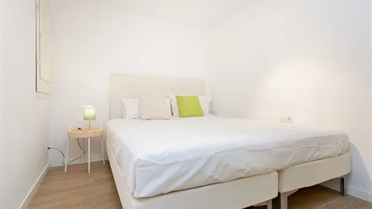 Apartments in Barcelona Eixample - photo 9