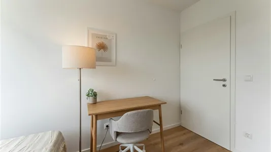 Rooms in Munich Ramersdorf-Perlach - photo 1