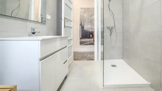 Rooms in Valencia L'Eixample - photo 8