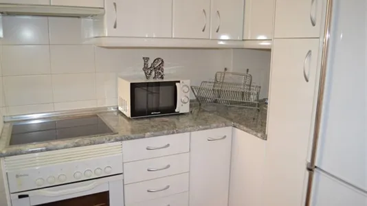 Rooms in Madrid Chamberí - photo 8