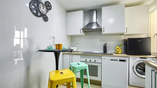 Rooms in Madrid Salamanca - photo 8