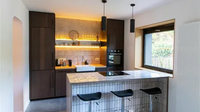 House for rent in Lasne, Waals-Brabant