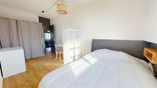 Rooms in Toulouse - photo 3