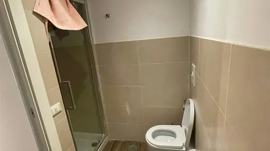 Rooms in Napoli Municipalità 2 - photo 9