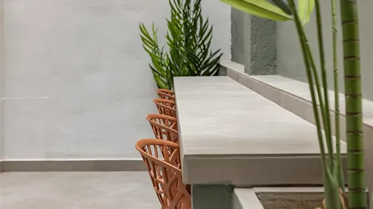 Apartments in Barcelona Eixample - photo 8