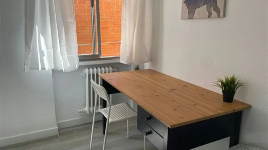 Rooms in Adaro - photo 4