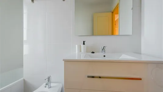 Rooms in Madrid Ciudad Lineal - photo 4