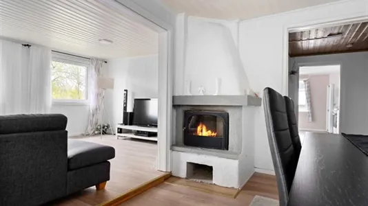 Houses in Svenljunga - photo 3