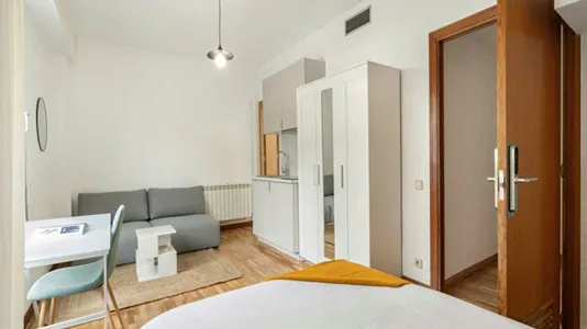 Rooms in Madrid Hortaleza - photo 4