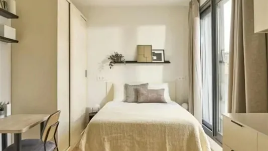 Rooms in Madrid Centro - photo 2