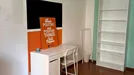 Room for rent, Brescia, Lombardia, &lt;span class=&quot;blurred street&quot; onclick=&quot;ProcessAdRequest(13468638)&quot;&gt;&lt;span class=&quot;hint&quot;&gt;See streetname&lt;/span&gt;[xxxxxxxxxxxxx]&lt;/span&gt;