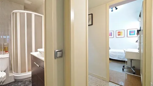 Rooms in Barcelona Eixample - photo 6