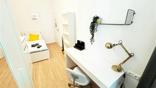 Rooms in Wien Mariahilf - photo 5