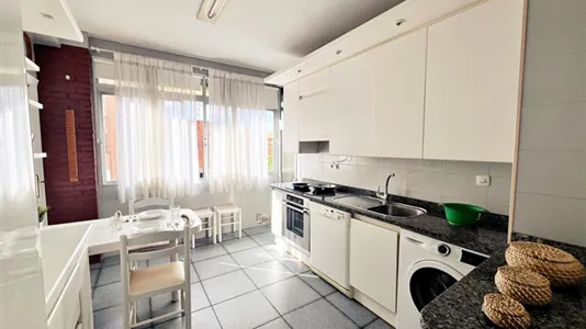 Rooms in Madrid Tetuán - photo 10