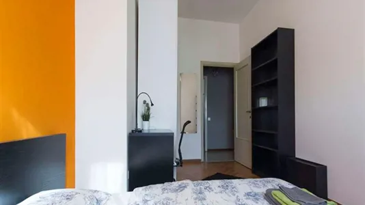 Rooms in Milano Zona 8 - Fiera, Gallaratese, Quarto Oggiaro - photo 1