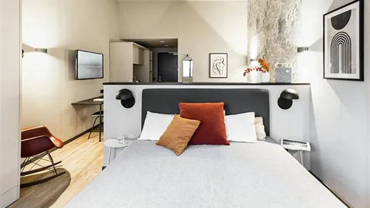 Apartments in Frankfurt Süd - photo 4