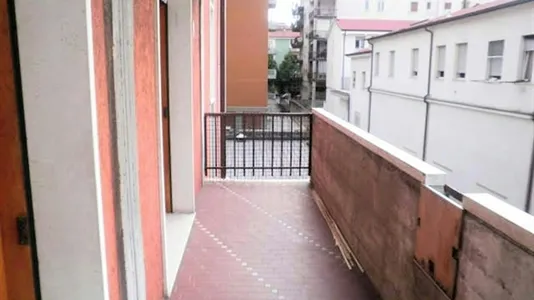 Rooms in Verona - photo 9