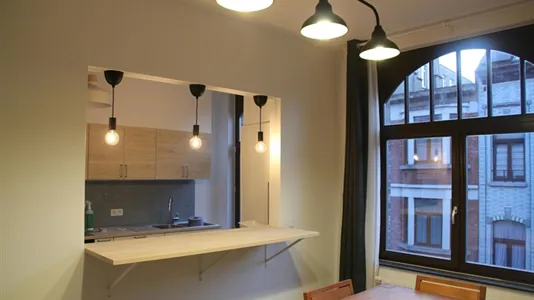 Rooms in Brussels Schaarbeek - photo 10