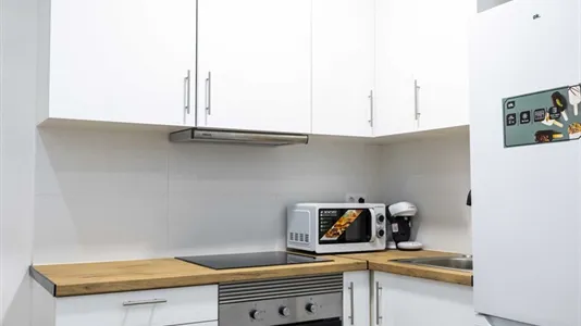 Rooms in Barcelona Sants-Montjuïc - photo 5