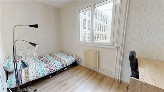 Rooms in Lyon - photo 4