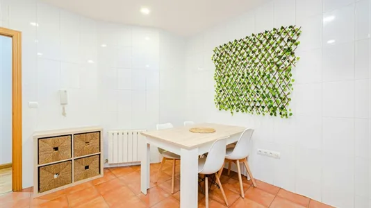 Rooms in Madrid Retiro - photo 9