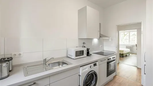 Apartments in Berlin Tempelhof-Schöneberg - photo 1