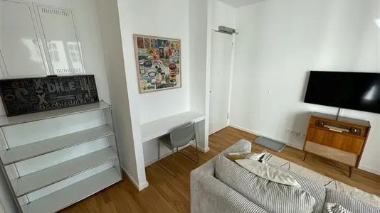Apartments in Berlin Mitte - photo 3