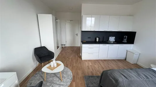 Apartments in Berlin Steglitz-Zehlendorf - photo 5