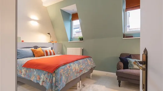 Rooms in Brussels Sint-Gillis - photo 4