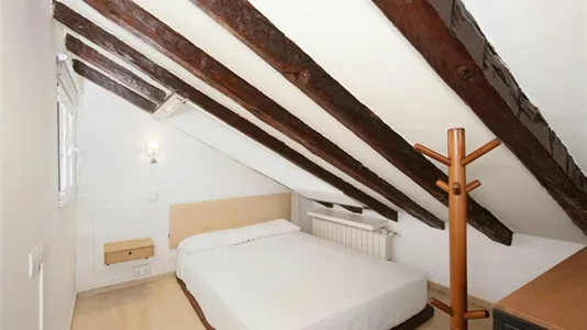 Apartments in Madrid Centro - photo 3