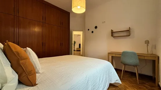 Rooms in Barcelona Eixample - photo 4