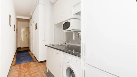 Rooms in Madrid Salamanca - photo 4