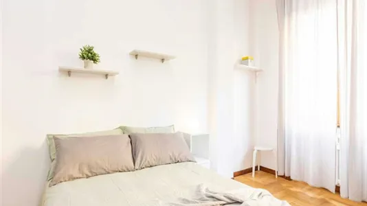 Rooms in Milano Zona 4 - Vittoria, Forlanini - photo 1
