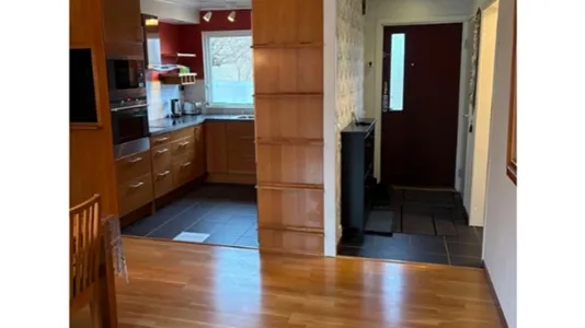 Houses in Nacka - photo 3