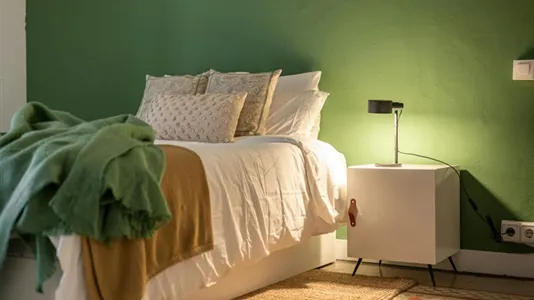 Rooms in Barcelona Ciutat Vella - photo 6