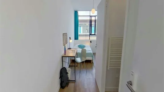 Rooms in Nanterre - photo 3