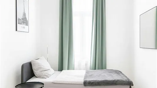 Rooms in Location is not specified - photo 1